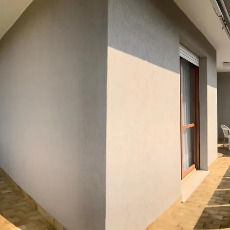 Lussinpiccolo * 비비오네